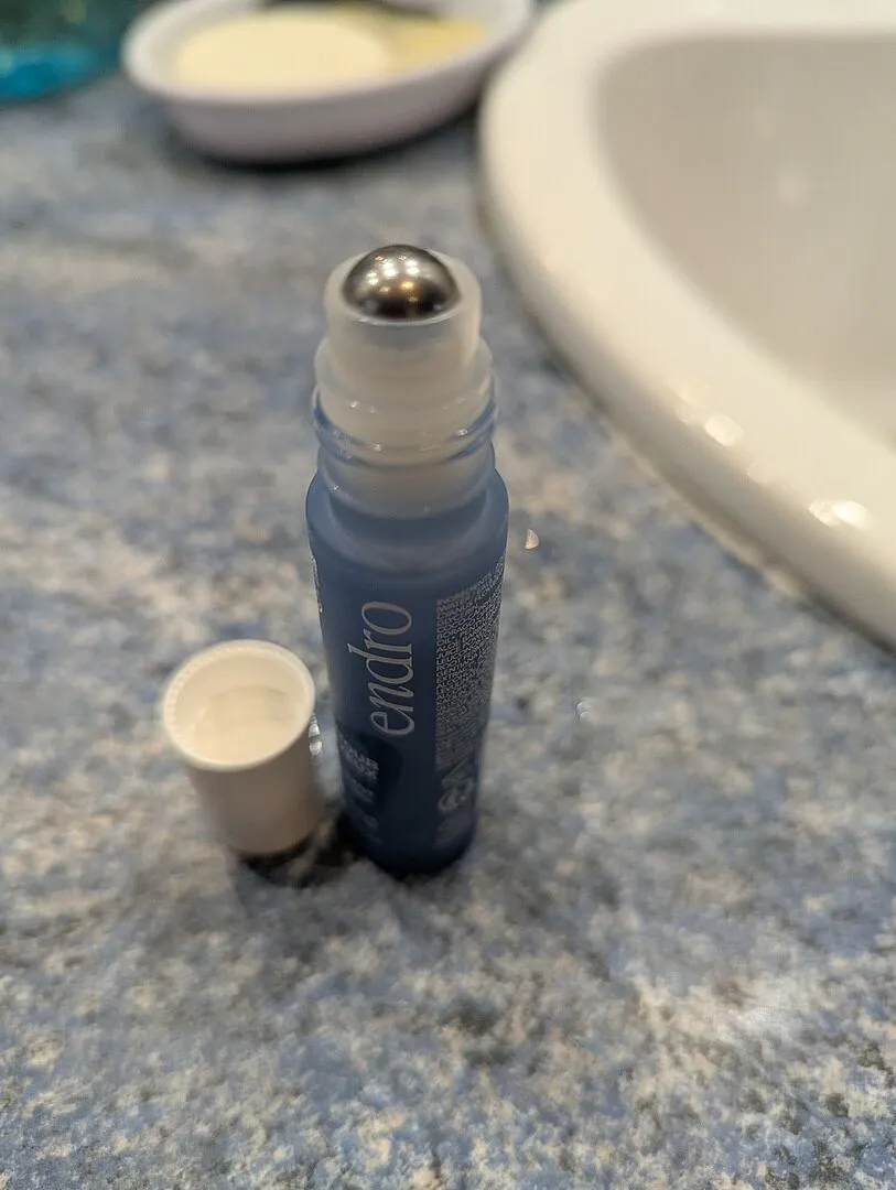 Endro Contour des Yeux Défatigant Augencreme für empfindliche Haut