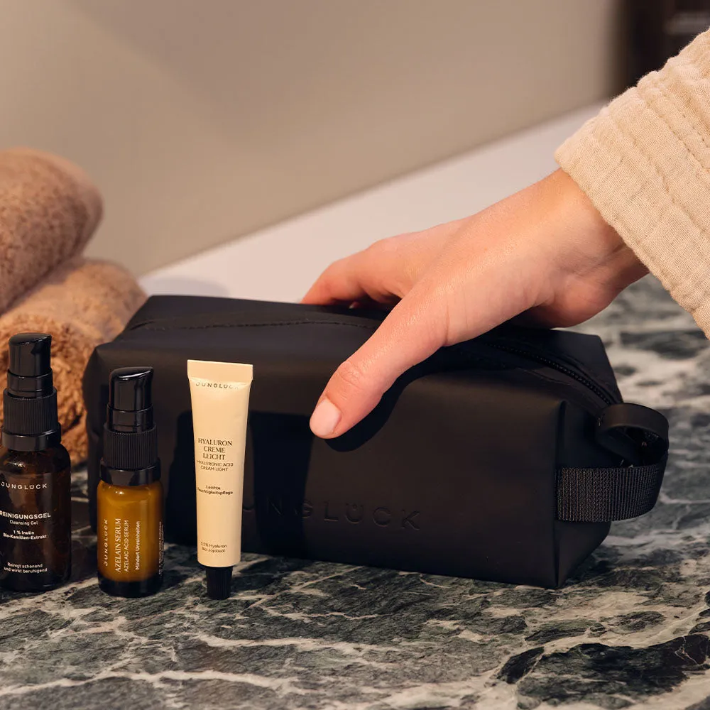 JUNGLÜCK Kosmetiktasche Schwarz S veganes Leder