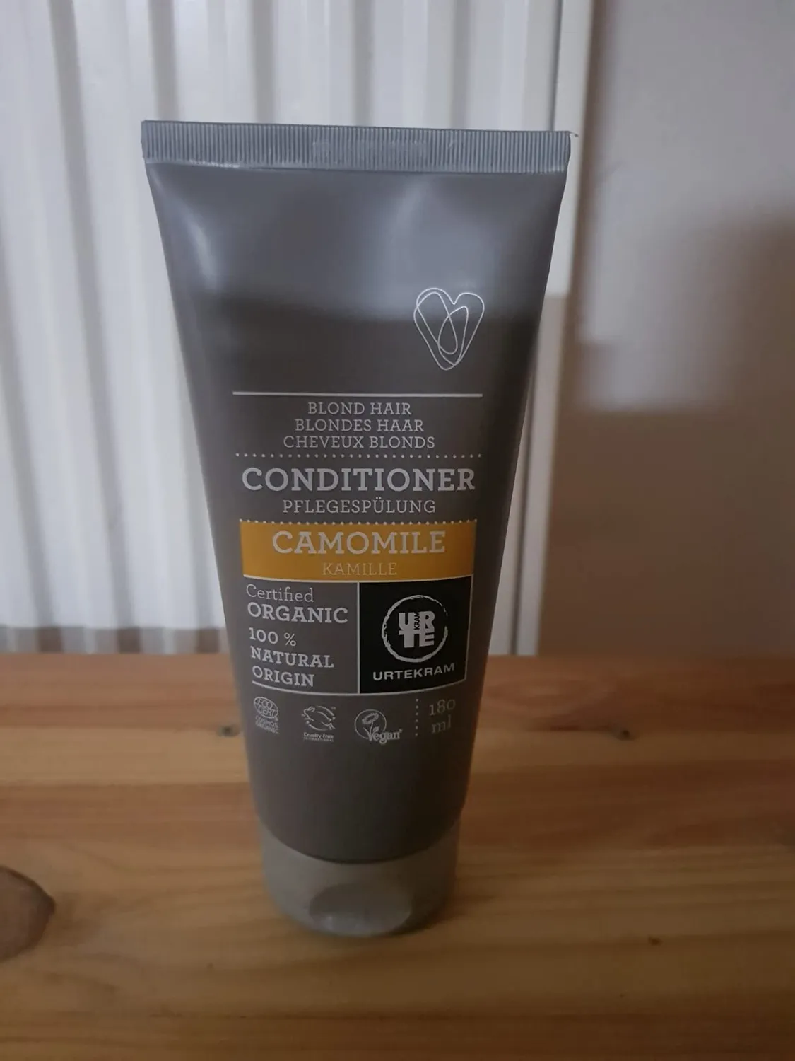 Urtekram Kamille Conditioner 180 ml blondes Haar Glanz