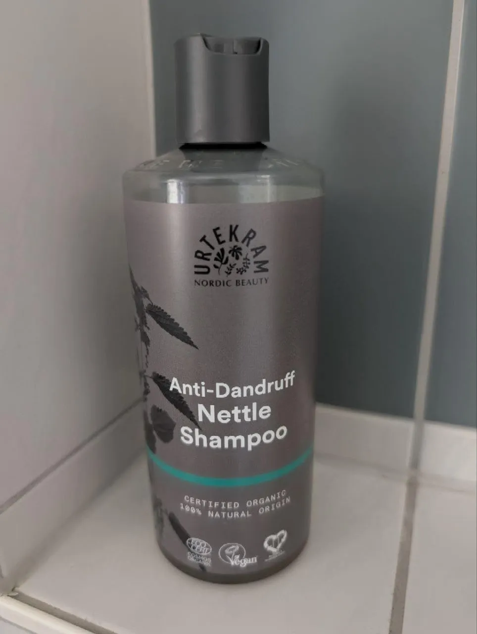 Urtekram Brennnessel Shampoo trockene Kopfhaut 250 ml Bio
