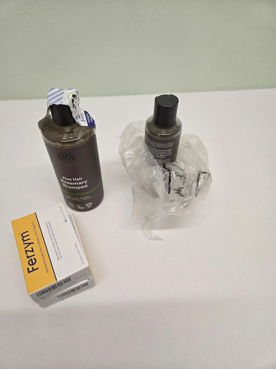 Urtekram Teebaum Shampoo 250 ml für gereizte Kopfhaut