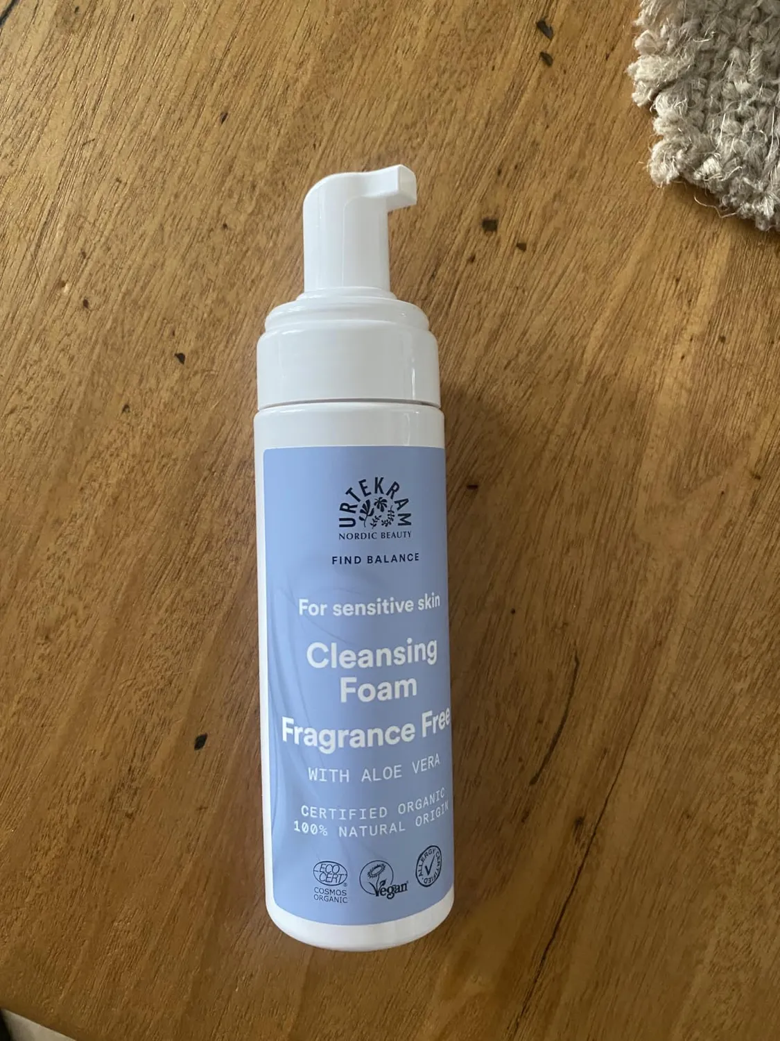 Urtekram Find Balance Reinigungsschaum 150 ml empfindliche Haut