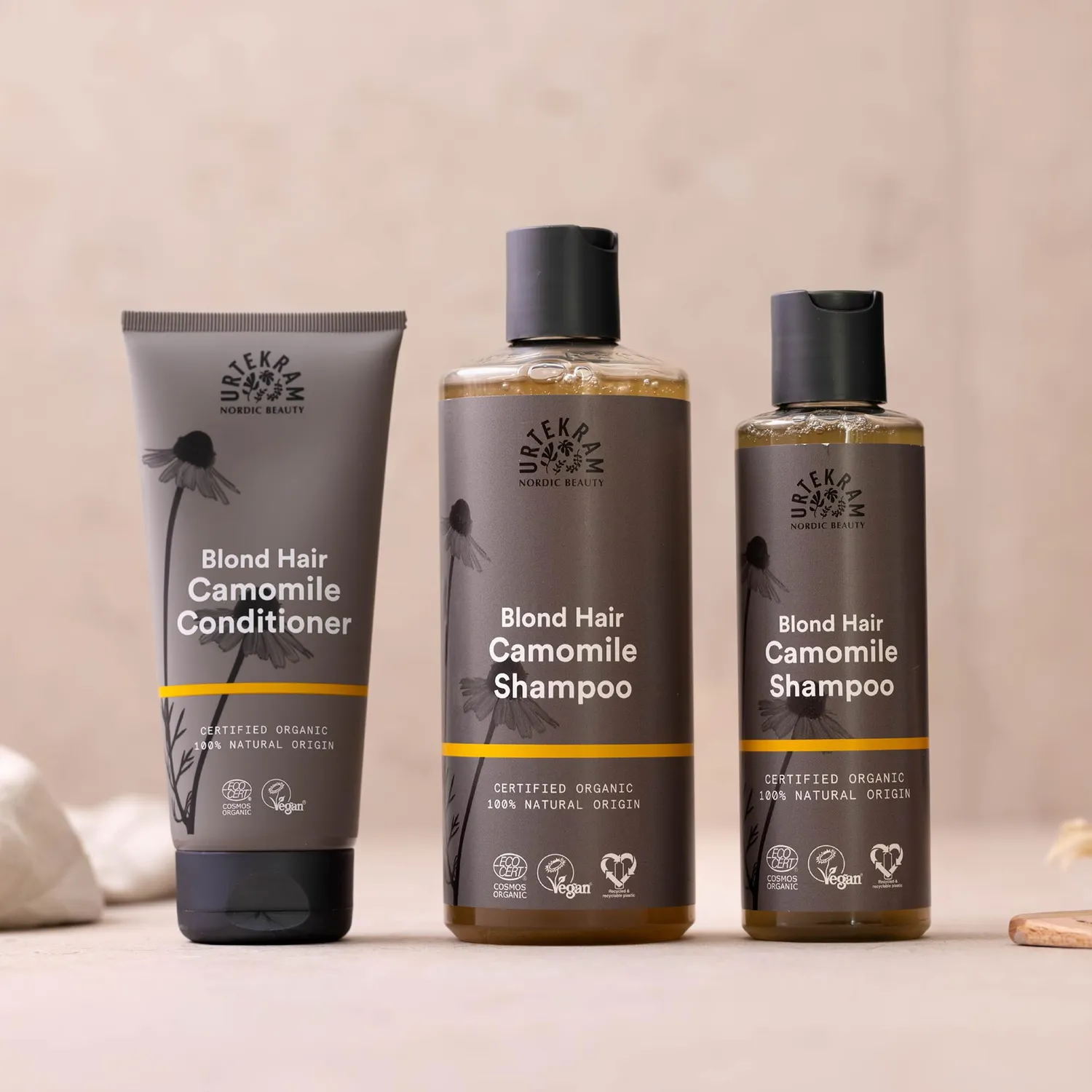 Urtekram Camomile Shampoo blondes Haar 250 ml vegan