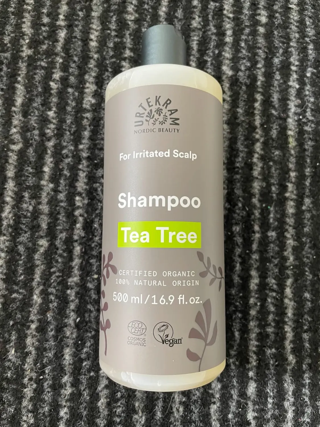 Urtekram Tea Tree Shampoo 500 ml gereizte Kopfhaut